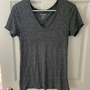 Grey V-Neck Old Navy T-shirt